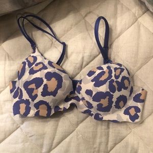Victoria’s Secret bra
